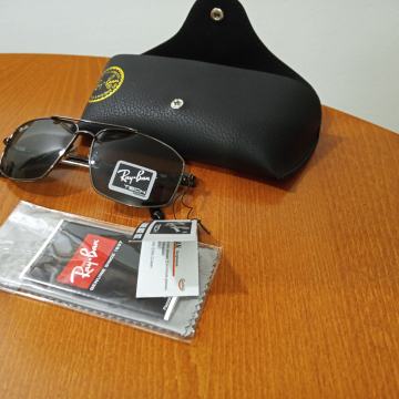 Sončna očala PRODAM ali MENJAM Ray Ban