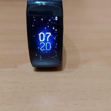 Ura Gear Fit2 Pro