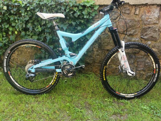 commencal supreme mini dh 2008