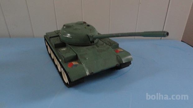 1980 tank battle video game