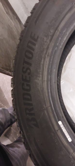 Pnevmatike Bridgestone Blizzak 175/65/15 zimska rabljene 