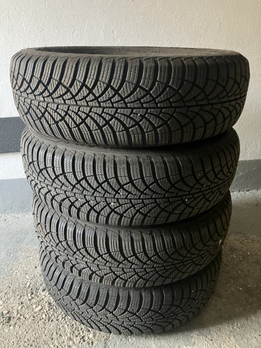 Pnevmatike Goodyear 185/65/15 zimska Količina: 4