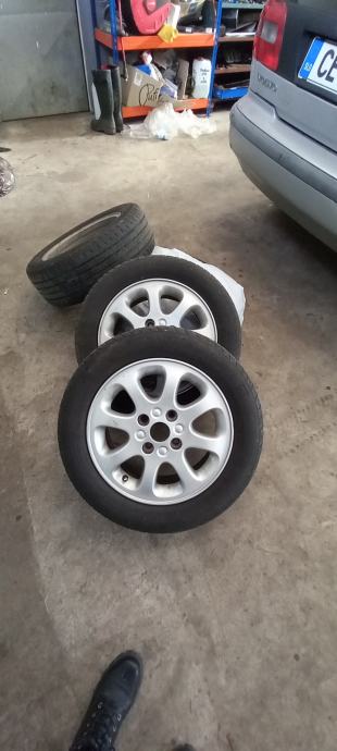 Pnevmatike Goodyear 195/60/15 poletna Količina: 4