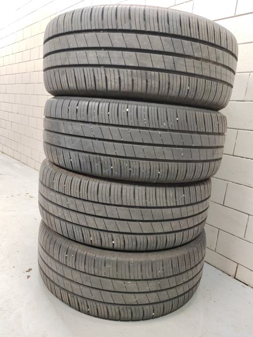 Goodyear 205/55 R16