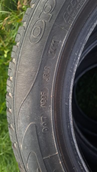 Pnevmatike Bridgestone 205/55/16 poletna Količina: 4