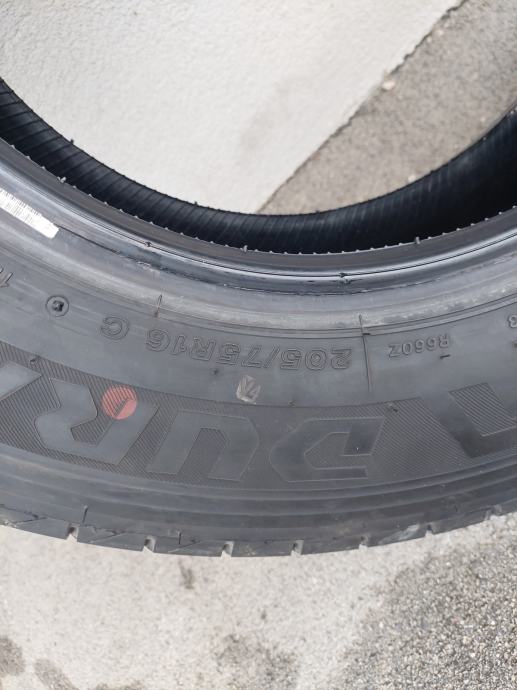 Pnevmatike Bridgestone 205/75/16 poletna Količina: 6