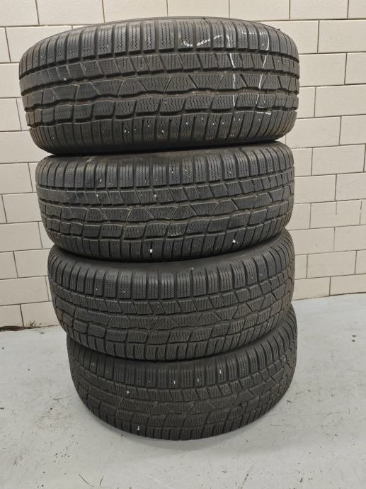 Zimske pnevmatike Continental 215/60 R16