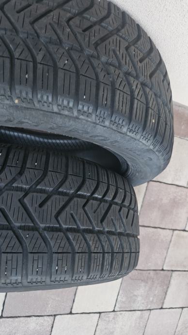 Pnevmatike Hankook,Pirelli 205/55/16 zimske