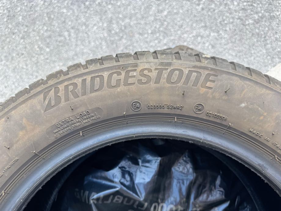 Rabljene celoletne pnevmatike Bridgestone 195/60/16 93V WeatherControl