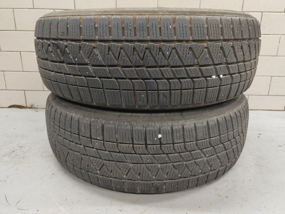 Zimski Pnevmatiki Kumho 215/65 R16