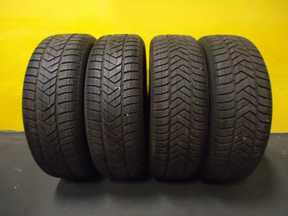 Pnevmatike Pirelli 215/65/17 zimska Količina: 4 2020 6 MM