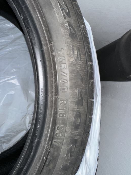 Pnevmatike Pirelli 245/40/18 poletna Količina: 4