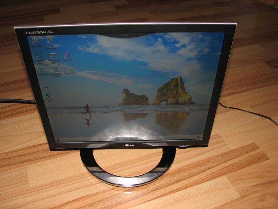 Prodam monitor LG Flatron Slim