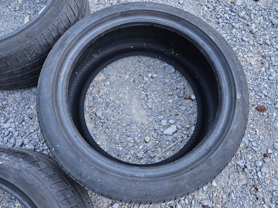 Letne pnevmatike Pirelli Cinturato P7 245/40/18 Količina: 2