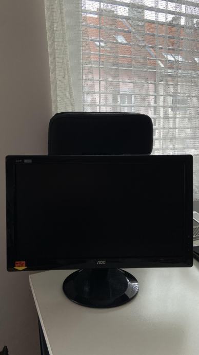 AOC monitor 21.5"