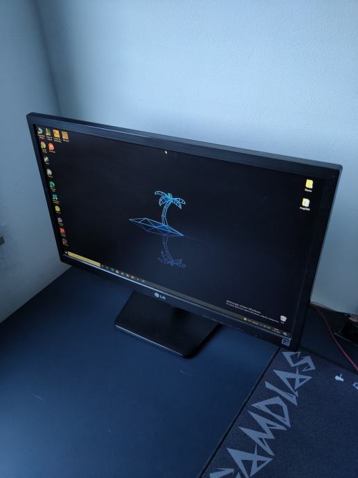 LG monitor