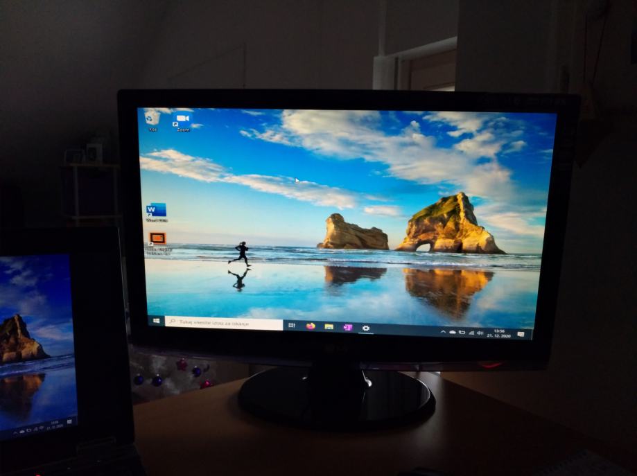 LG monitor