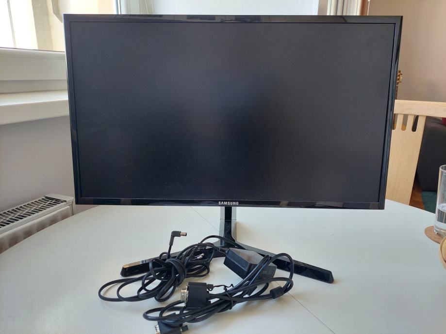 Samsung monitor 23,5" Full HD