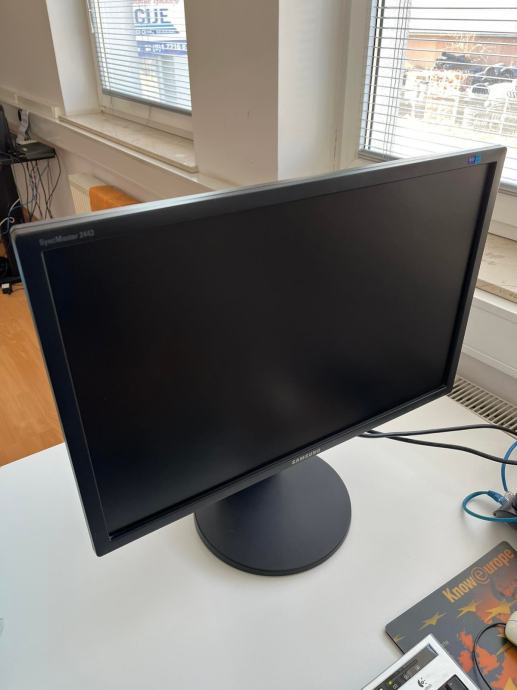 24" LCD monitor Samsung Syncmaster 2443BW