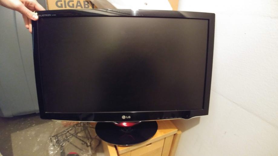 LG W2486L 24" monitor