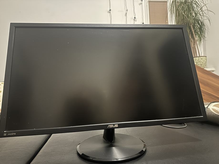 Asus VP28UQG  4K 28 Gaming monitor