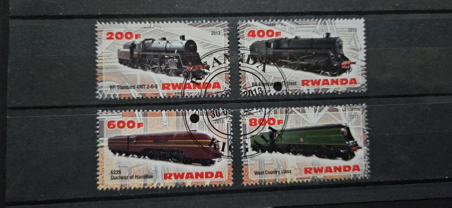vlaki, lokomotive - Ruanda 2013 - serija 4 znamk, žigosane (Rafl01)