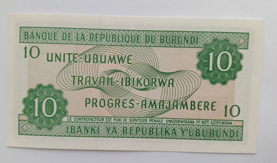 BURUNDI 10 FRANKOV 2003