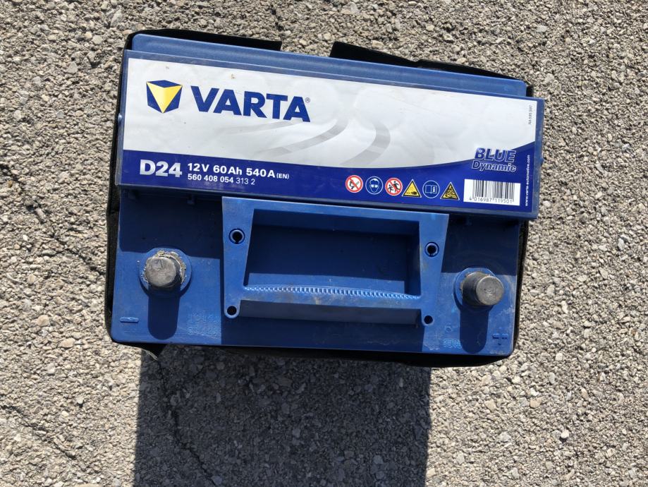 Akumulator Varta D24 12V 60Ah  540A - Kupljen feb, nerabljen