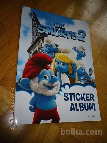 THE SMURFES 2 - STICKER ALBUM - ALBUM S SLIČICAMI