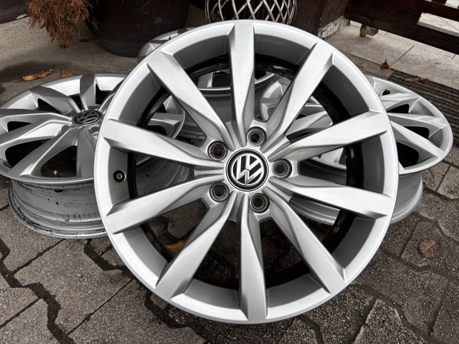 ALU PLATIŠČA VOLKSWAGEN GOLF DIJON 17 COL,5X112MM