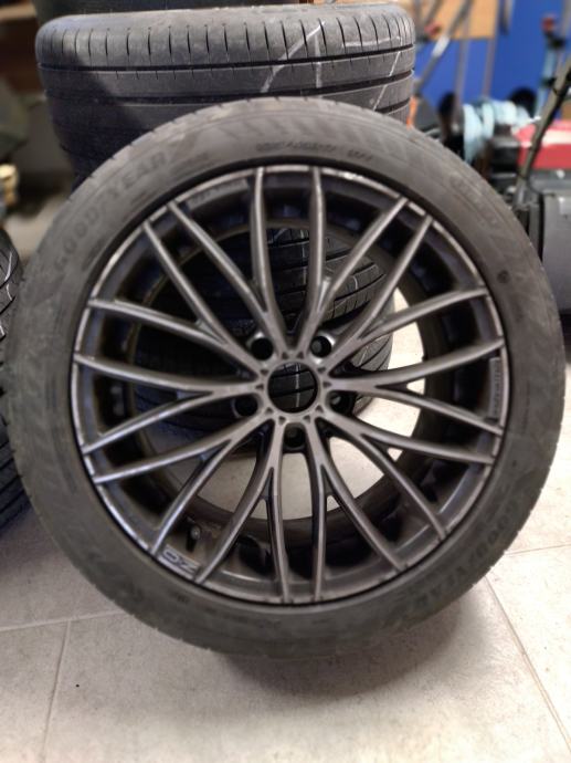 PRODAM ALU PLATIŠČA OZ  NA GOODYEAR PNEVMATIKAH 235/45/R17 - 4 KOS