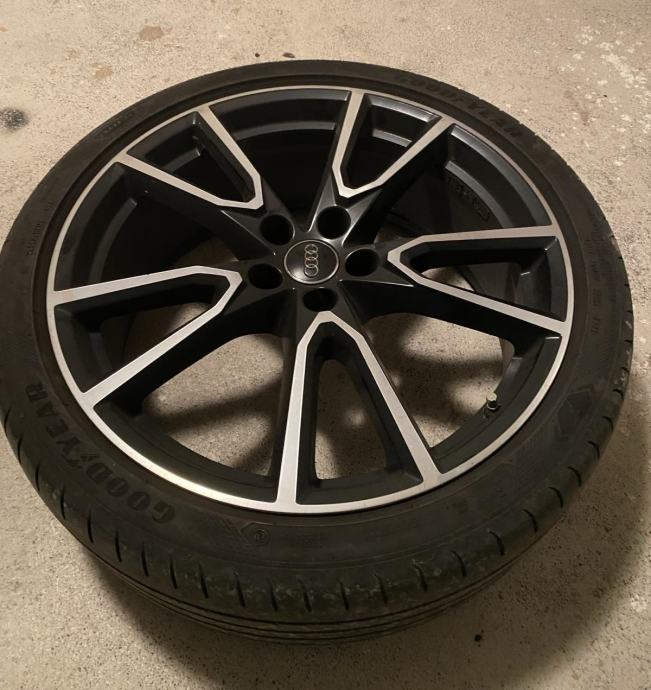 Prodam original ALU 20col platišča za AUDI A6 + letne GOODYEAR pnevmat