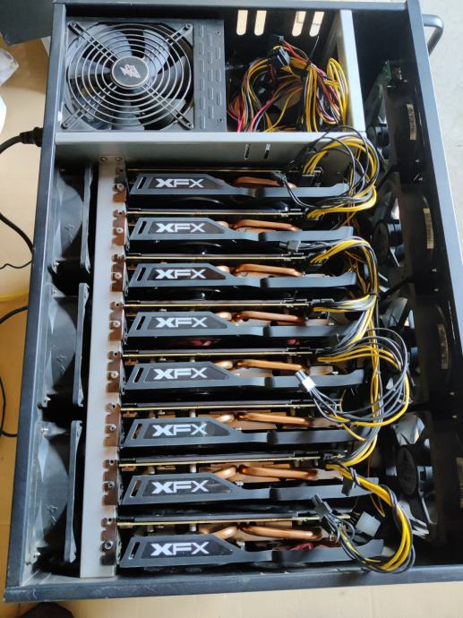 8x AMD XFX RX 470 8GB - Mining Rig