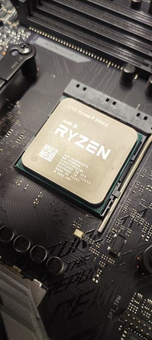 AMD Ryzen 9 5950X