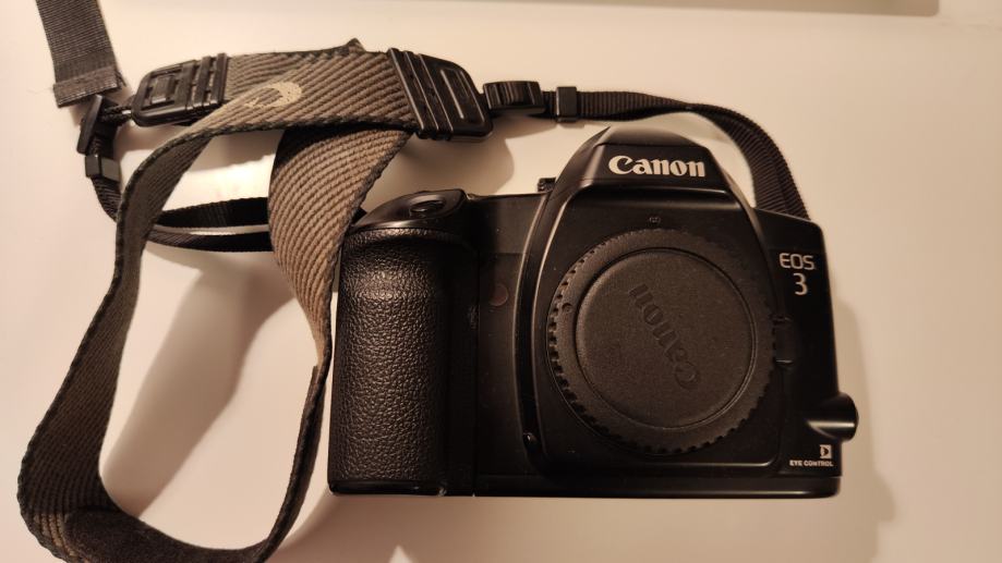 Canon EOS 3