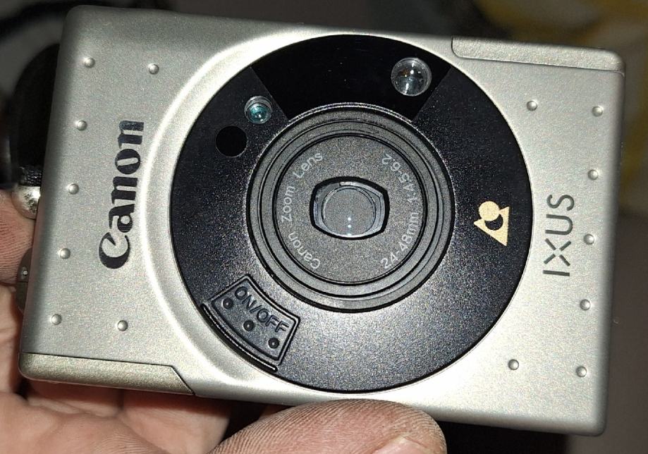 canon ixus na film