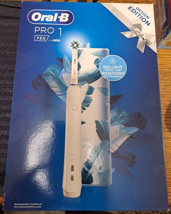 Braun Oral B PRO 1 750 baterijska zobna ščetka