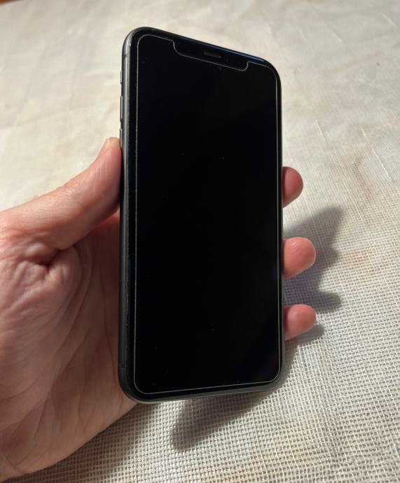 Apple IPhone 11 64GB Schwarz MWLT2ZD/A