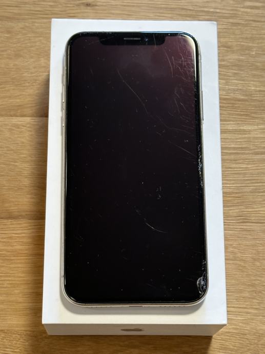 iPhone X Silver 64 GB au スマートフォン本体