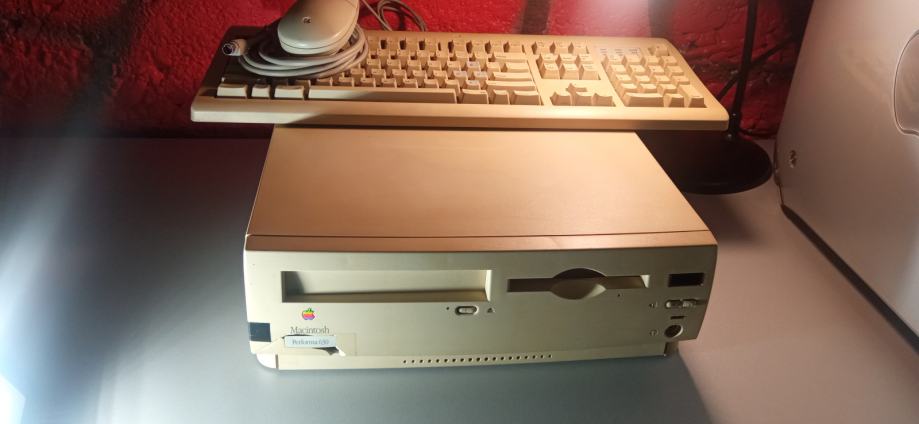 Apple Macintosh Performa 630