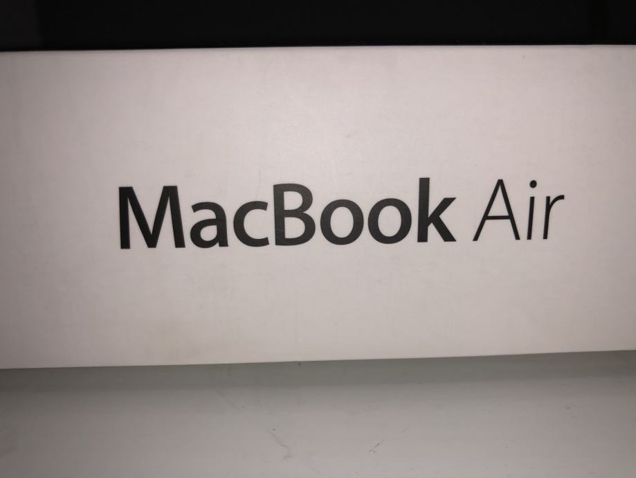 Prodam Apple MacBook Air late 2010
