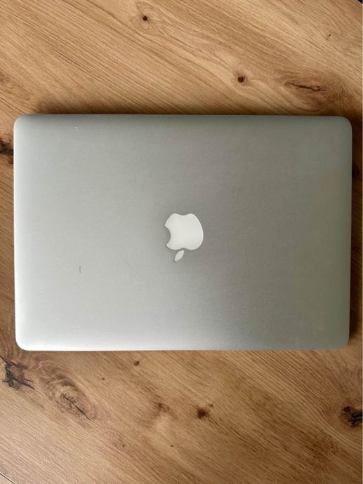 Apple MacBook Air (model 2017)