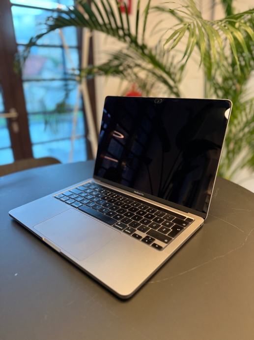 Apple MacBook Pro, 13", 2020