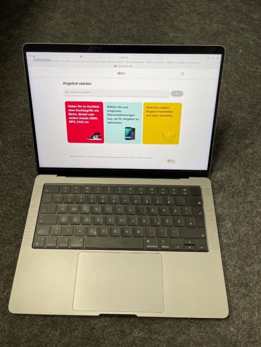 Apple MacBook Pro 14-palčni (1TB SSD, M1 Pro, 16GB) - siva - MKGQ3D/A.