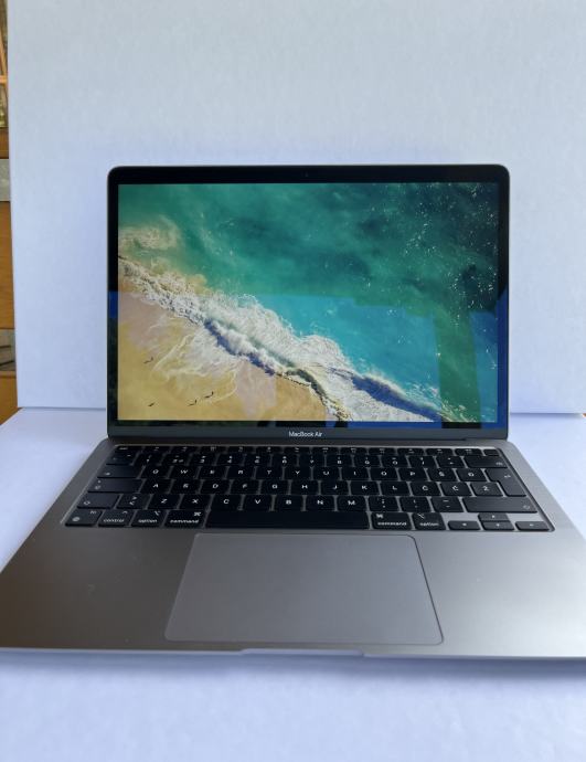 MacBook Air M1 space grey