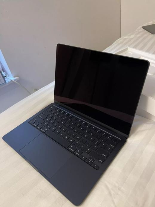 MacBook Air M2 Midnight 512 GB 16 GB * TOP