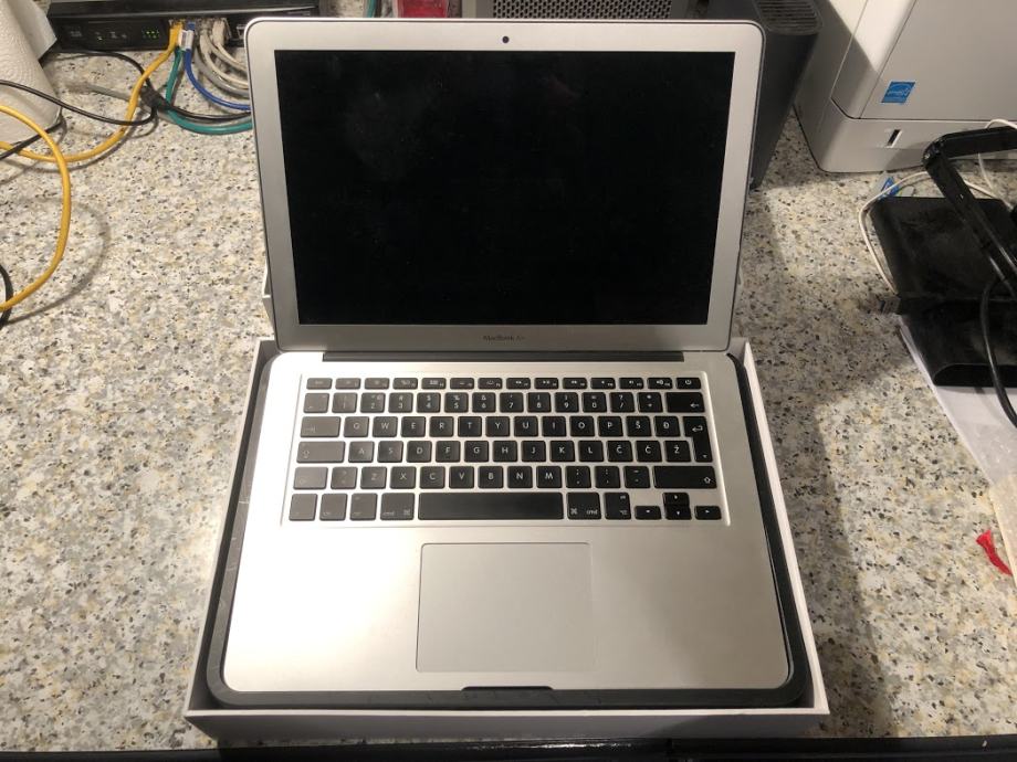 MacBook Air (Mid 2017)