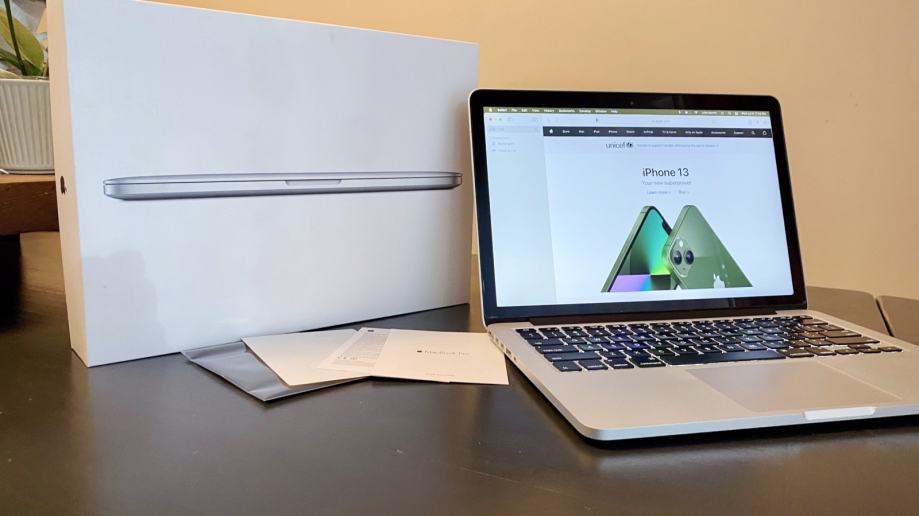 MACBOOK PRO 13" (inch) late 2015 odlično ohranjen