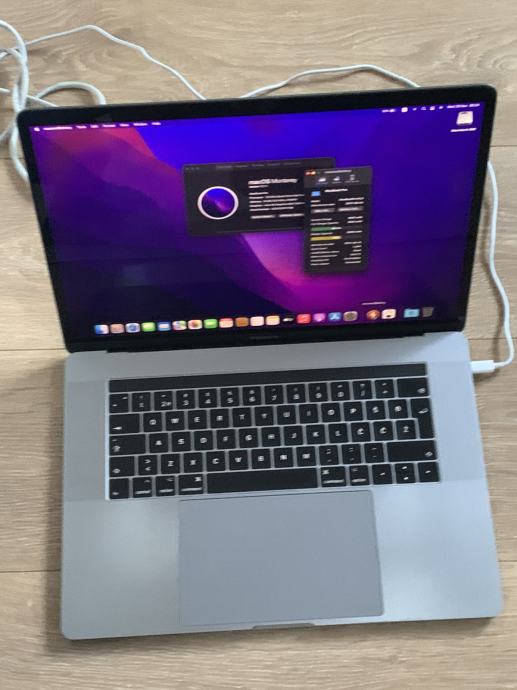 MacBook Pro (15, 2017), 16 GB RAM, 500 GB SSD