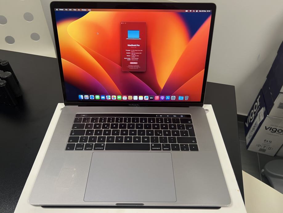 MacBook Pro 15 / Touchbar / i7 / Intel HD 630 /16GB RAM / 2TB SSD